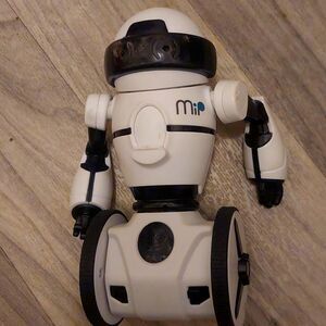 WooWee MIP White Self Balancing Remote Control Used
